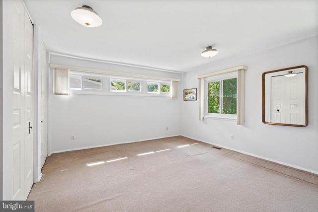 5308 INVERCHAPEL RD, Springfield, VA 22151