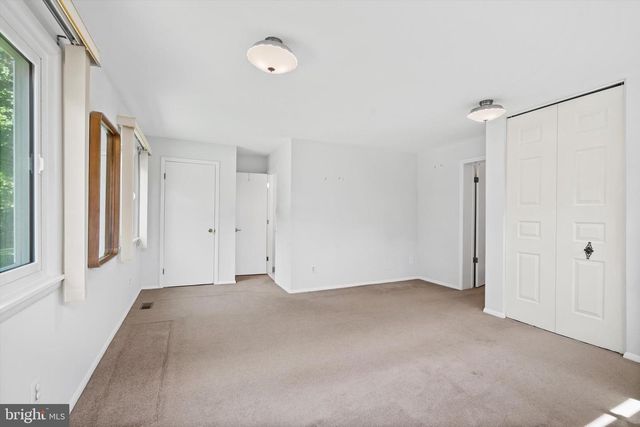 5308 INVERCHAPEL RD, Springfield, VA 22151