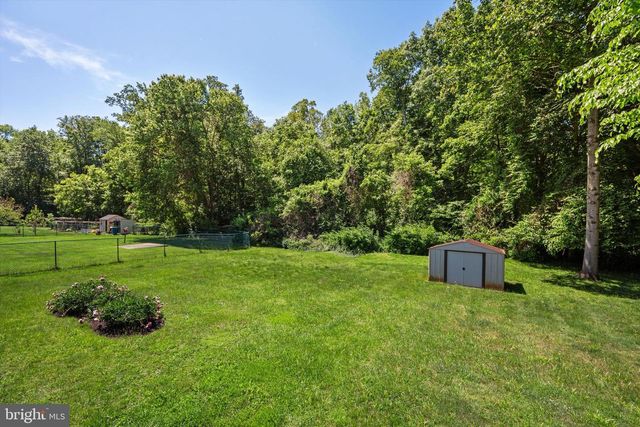 5308 INVERCHAPEL RD, Springfield, VA 22151
