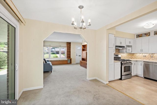 5308 INVERCHAPEL RD, Springfield, VA 22151