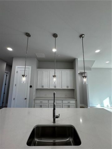 2617 Camphor Xing SE, Smyrna, GA 30080