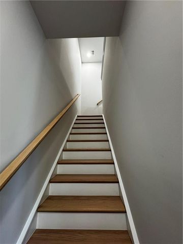 2617 Camphor Xing SE, Smyrna, GA 30080