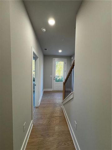 2617 Camphor Xing SE, Smyrna, GA 30080