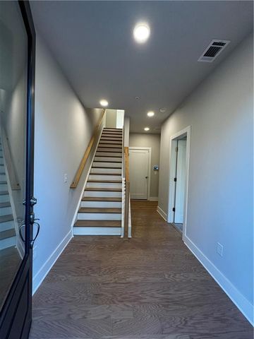 2617 Camphor Xing SE, Smyrna, GA 30080