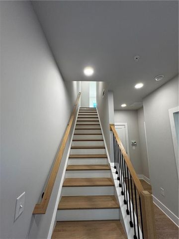 2617 Camphor Xing SE, Smyrna, GA 30080