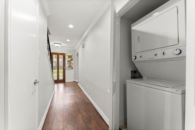 13346 Trail Hollow Drive 3346, Houston, TX 77079