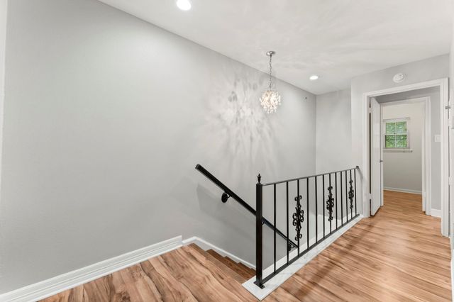 13346 Trail Hollow Drive 3346, Houston, TX 77079