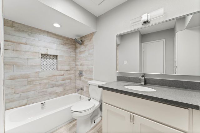 13346 Trail Hollow Drive 3346, Houston, TX 77079