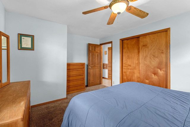 1825 E MARQUETTE STREET, Appleton, WI 54911