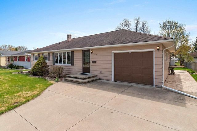 1825 E MARQUETTE STREET, Appleton, WI 54911