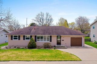 1825 E MARQUETTE STREET, Appleton, WI 54911