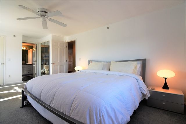 3 Kirwins Lane 5, Newport, RI 02840