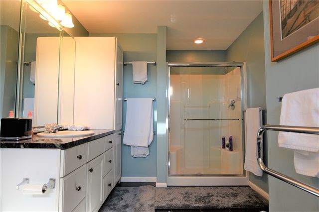 3 Kirwins Lane 5, Newport, RI 02840