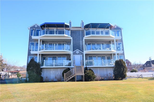 3 Kirwins Lane 5, Newport, RI 02840