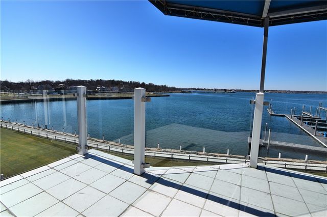 3 Kirwins Lane 5, Newport, RI 02840