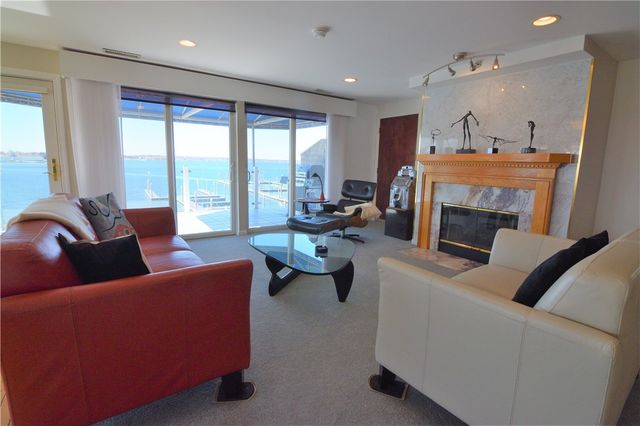 3 Kirwins Lane 5, Newport, RI 02840
