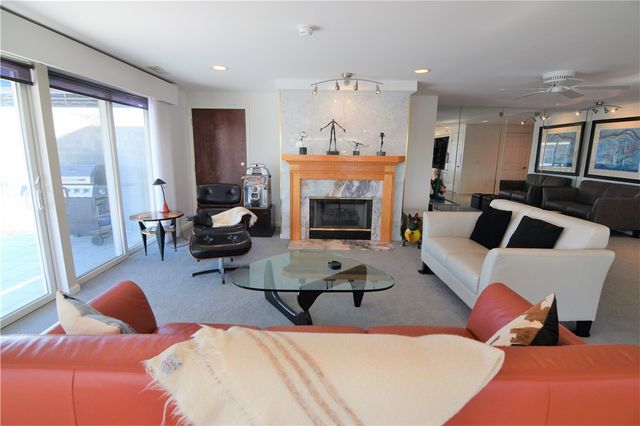 3 Kirwins Lane 5, Newport, RI 02840
