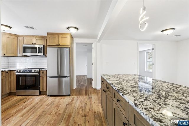 3 Fourth Street, Sussex, NJ 07461