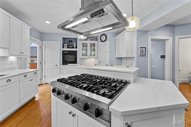 7121 Cornell Avenue, University City, MO 63130