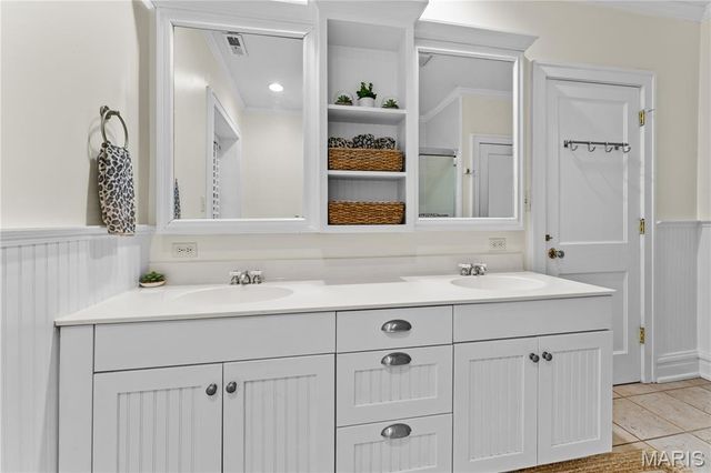 7121 Cornell Avenue, University City, MO 63130