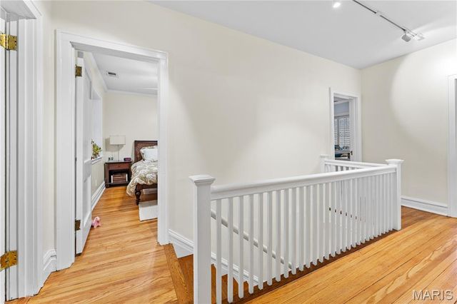 7121 Cornell Avenue, University City, MO 63130