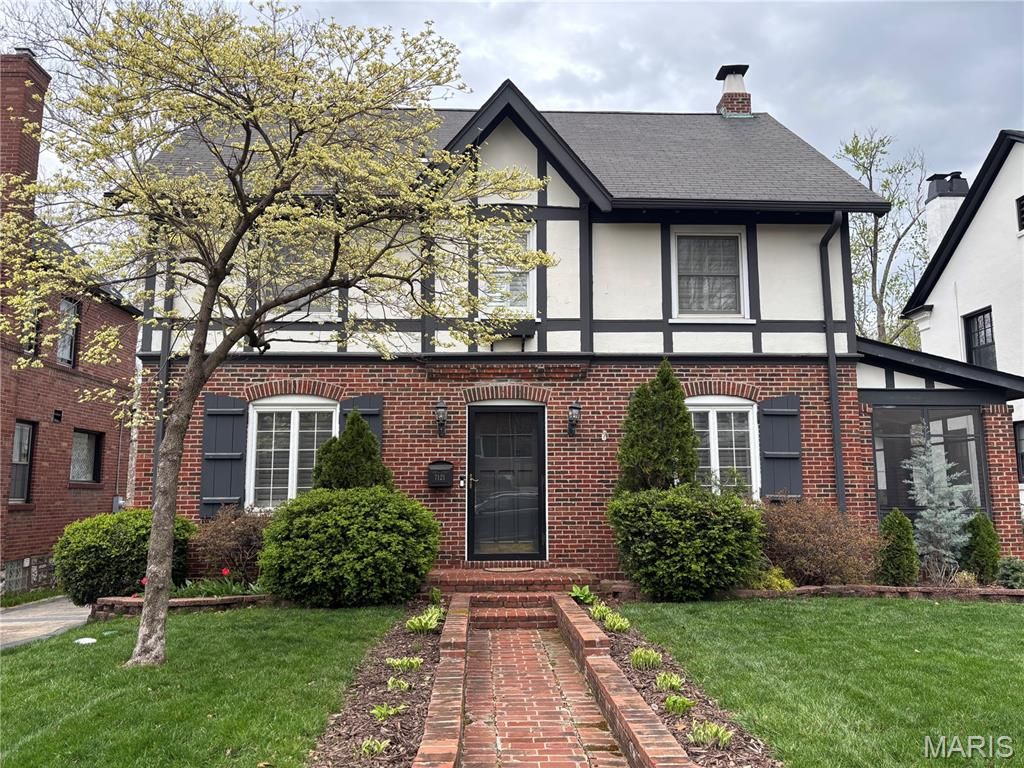 7121 Cornell Avenue, University City, MO 63130