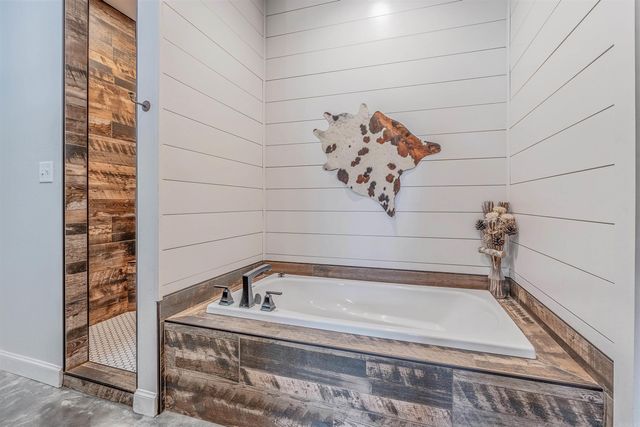 308 N Hwy 167, Bald Knob, AR 72010