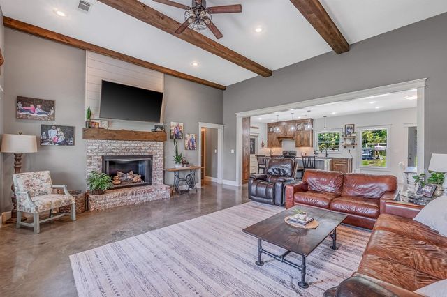 308 N Hwy 167, Bald Knob, AR 72010