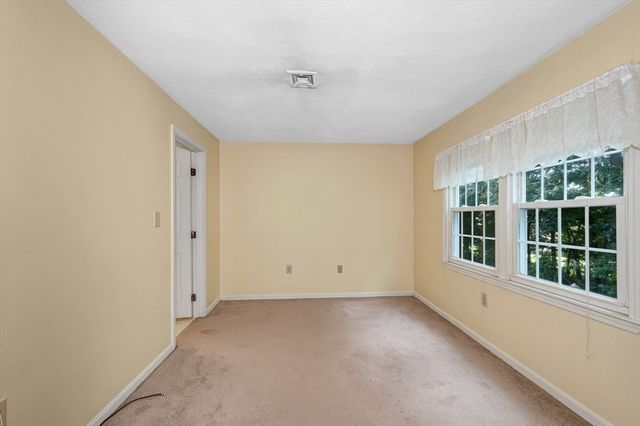 23 Patrick Rd 23, Tewksbury, MA 01876