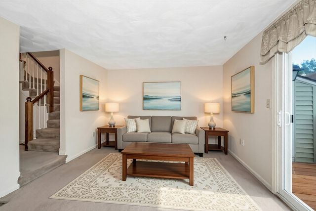 23 Patrick Rd 23, Tewksbury, MA 01876