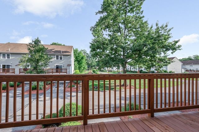 23 Patrick Rd 23, Tewksbury, MA 01876
