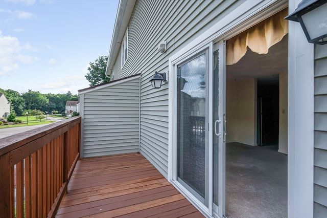 23 Patrick Rd 23, Tewksbury, MA 01876