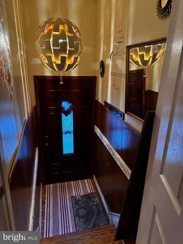 3334 KAYFORD CIR, Philadelphia, PA 19114