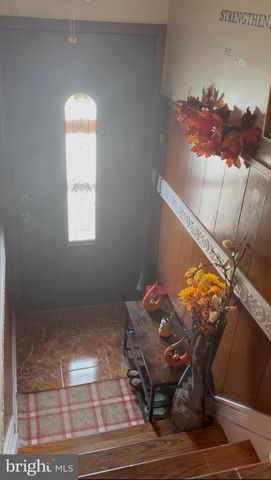 3334 KAYFORD CIR, Philadelphia, PA 19114