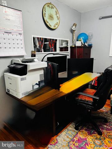 3334 KAYFORD CIR, Philadelphia, PA 19114