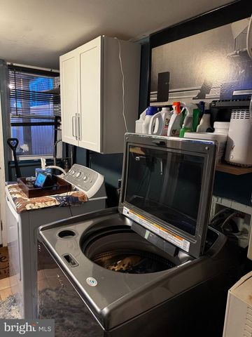 3334 KAYFORD CIR, Philadelphia, PA 19114