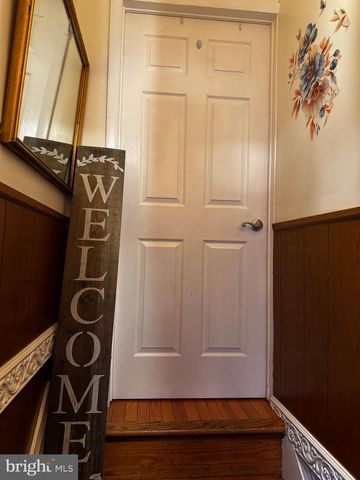 3334 KAYFORD CIR, Philadelphia, PA 19114