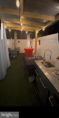 3334 KAYFORD CIR, Philadelphia, PA 19114