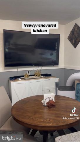 3334 KAYFORD CIR, Philadelphia, PA 19114