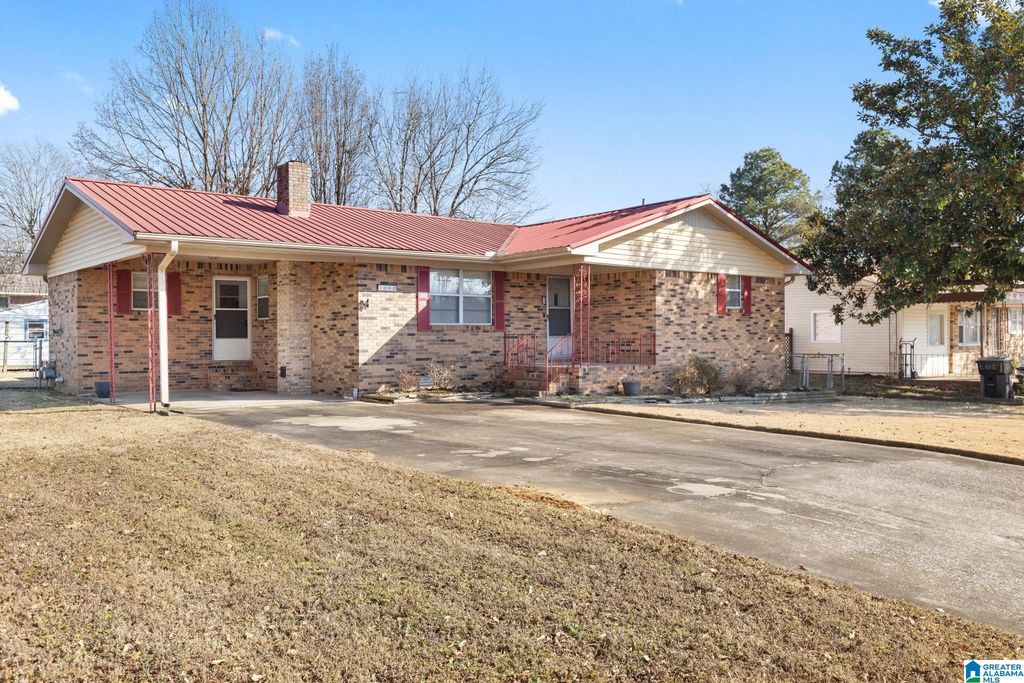 1002 DENSON AVENUE SW, Cullman, AL 35055