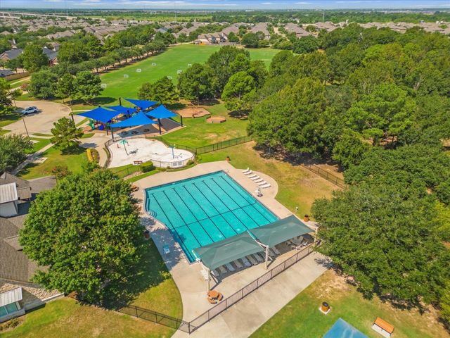 21735 W Mulberry Field Circle, Cypress, TX 77433