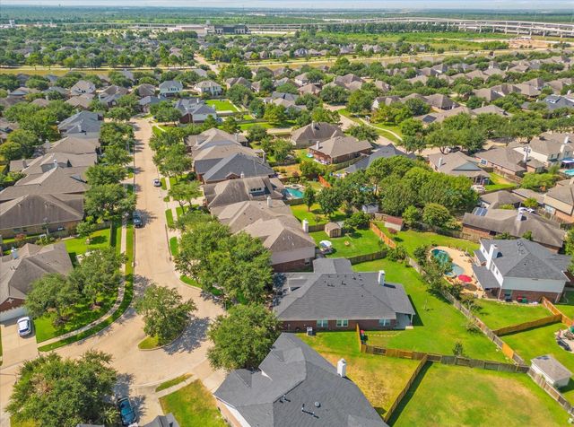 21735 W Mulberry Field Circle, Cypress, TX 77433