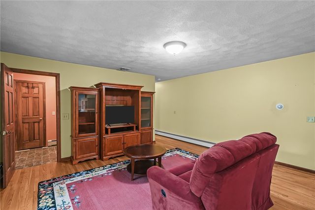 13 Sunnyside Drive, Cumberland, RI 02864