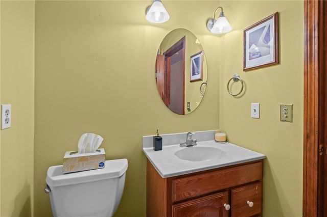 13 Sunnyside Drive, Cumberland, RI 02864