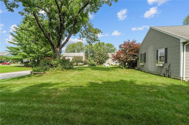 13 Sunnyside Drive, Cumberland, RI 02864