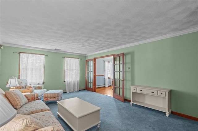 13 Sunnyside Drive, Cumberland, RI 02864