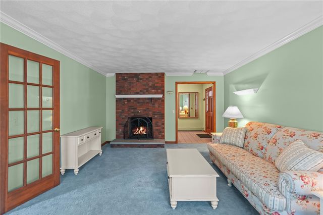 13 Sunnyside Drive, Cumberland, RI 02864