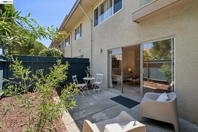 2029 Otis Dr D, Alameda, CA 94501