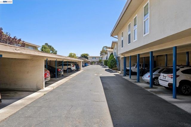 2029 Otis Dr D, Alameda, CA 94501