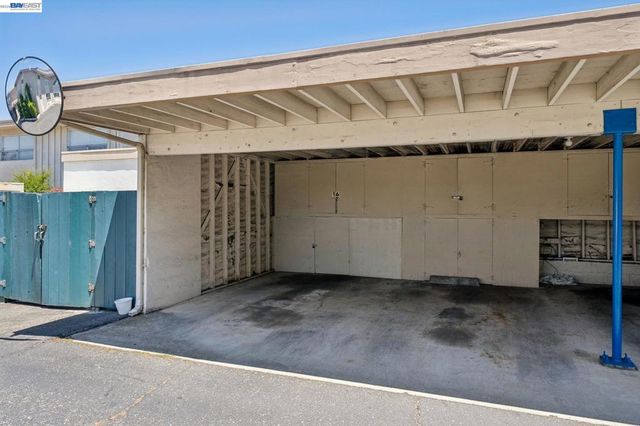 2029 Otis Dr D, Alameda, CA 94501